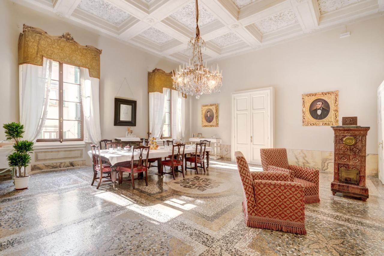 Palazzo D'Oltrarno - Residenza D'Epoca Bed & Breakfast Florence Luaran gambar