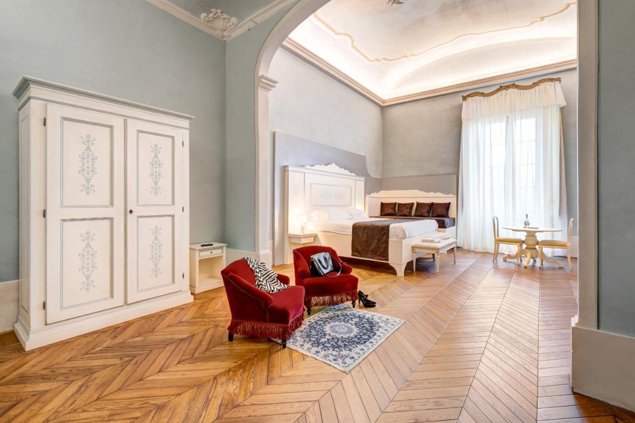 Palazzo D'Oltrarno - Residenza D'Epoca Bed & Breakfast Florence Luaran gambar